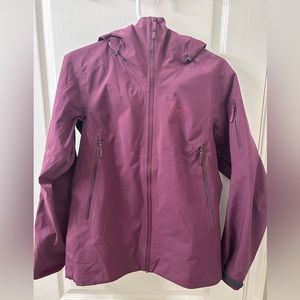 Arc’teryx GORE-TEX shell